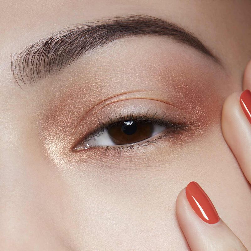 MAC Veluxe Pearl Eyeshadow image number 10